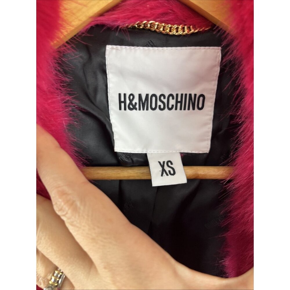 H&M x Moschino Jeremy Scott 2018 Pink Faux Fur Chain Coat XS Sold Out Collab Y2K - Picture 7 of 16